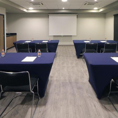City Express Plus By Marriott Cali Colombia Exterior photo